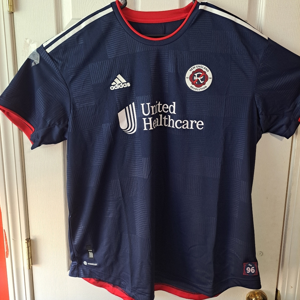 Adidas New England Revolution Authentic Jersey Size 2XL NWT 22/23 CARLES GIL